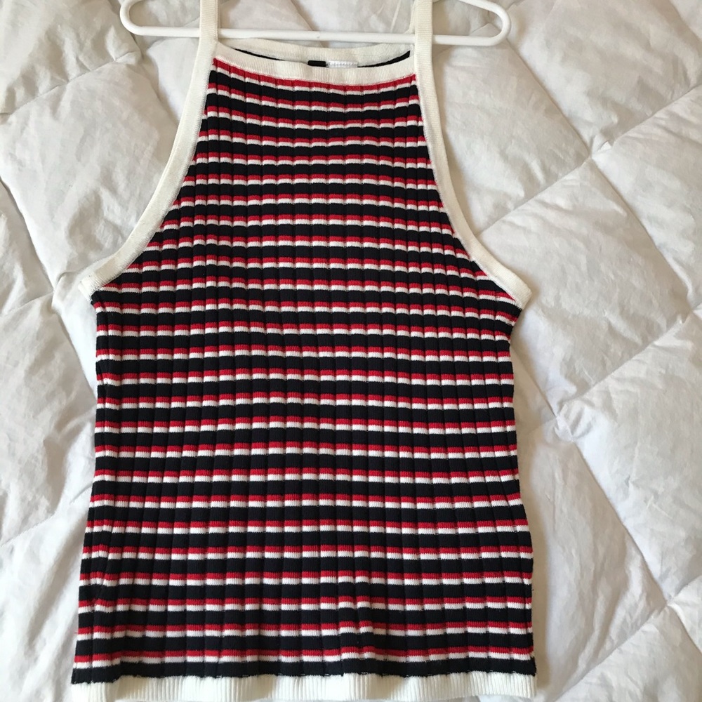 divided tank top